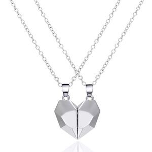 ⭐️Silver  Magnetic Heart ❤️ Necklace